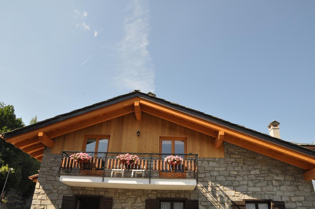 Le Foyer De La Ferme Daire Aosta Dış mekan fotoğraf